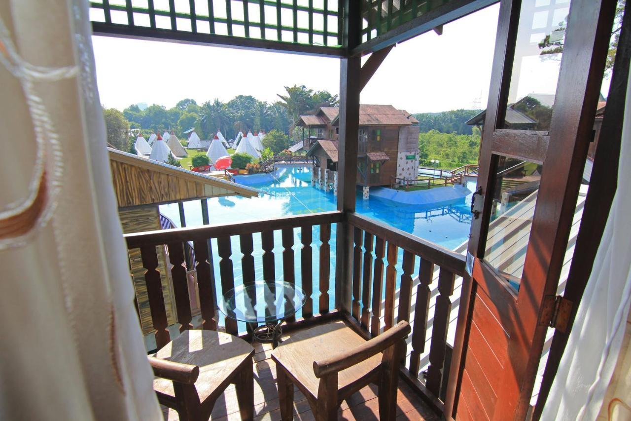 Eagle Ranch Resort Port Dickson Exterior photo